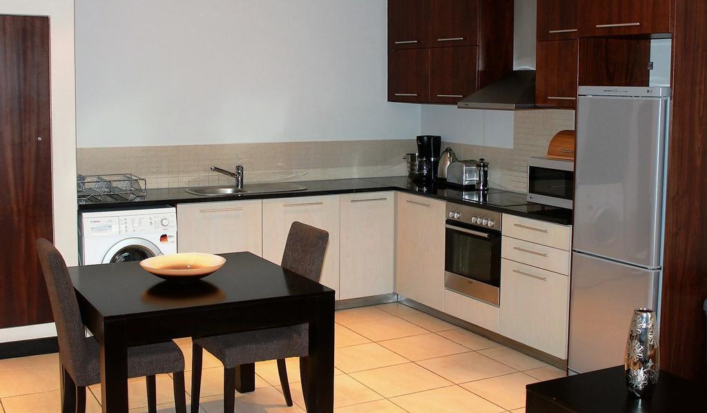 Full Power, Long Stay Rates, Walk To V&A Waterfront, Fibre Wifi, Gym & Pool Cape Town Exterior photo