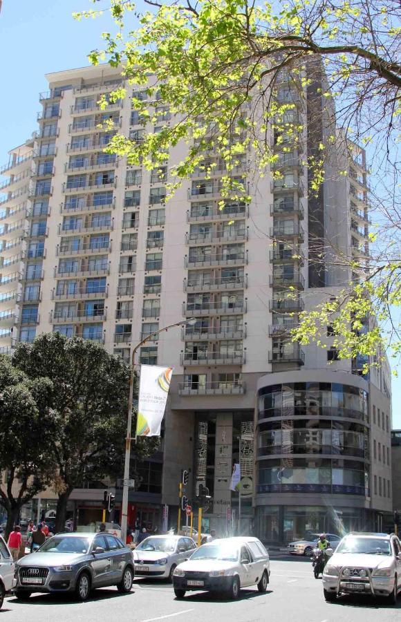 Full Power, Long Stay Rates, Walk To V&A Waterfront, Fibre Wifi, Gym & Pool Cape Town Exterior photo