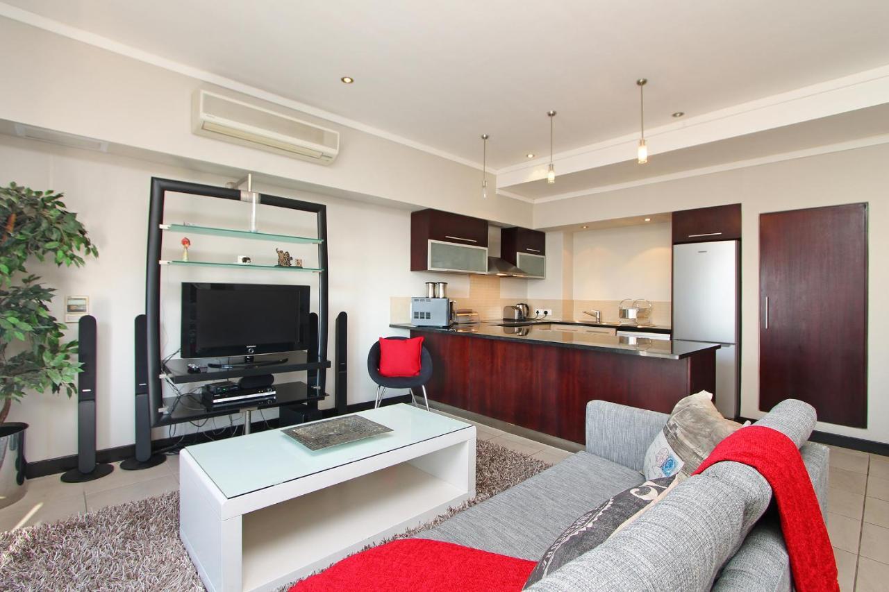 Full Power, Long Stay Rates, Walk To V&A Waterfront, Fibre Wifi, Gym & Pool Cape Town Exterior photo